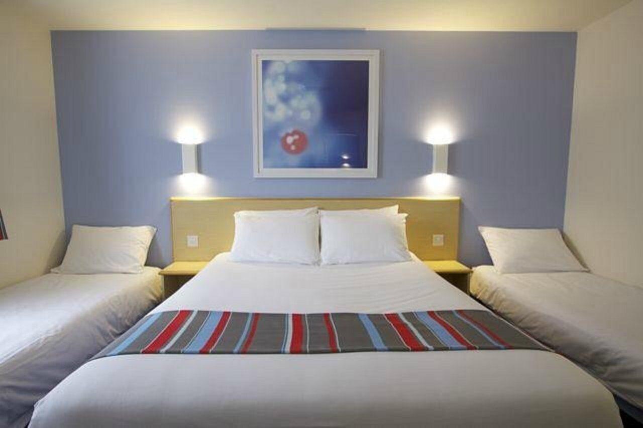 Travelodge Edinburgh Dreghorn Luaran gambar